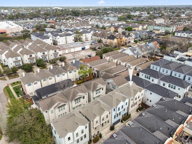 2404 Beall Street A, Houston, TX 77008