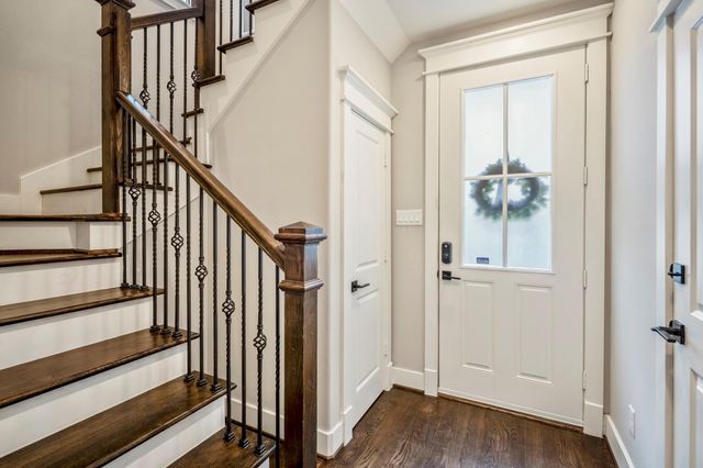 2404 Beall Street A, Houston, TX 77008