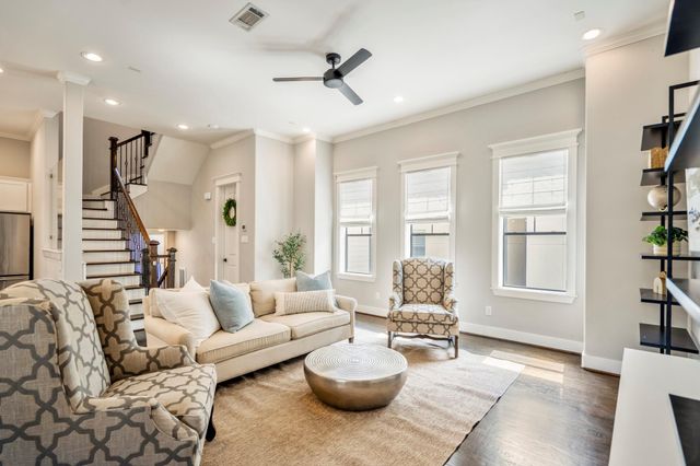 2404 Beall Street A, Houston, TX 77008