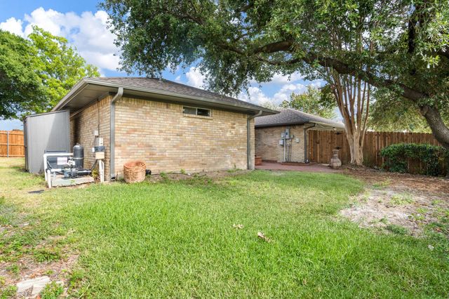 3105 Roundrock Trail, Plano, TX 75075