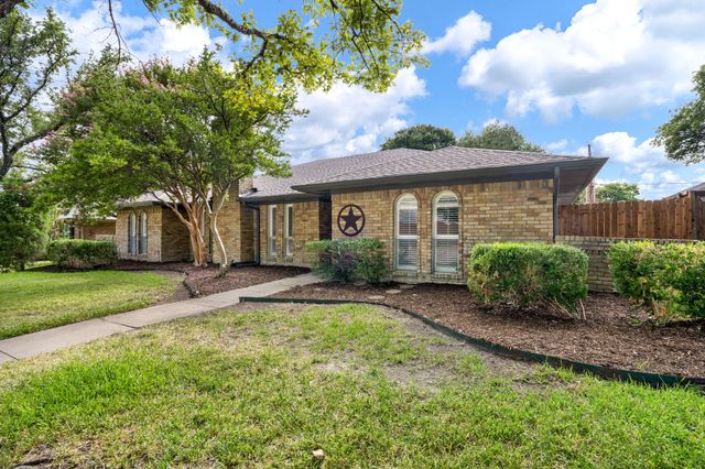 3105 Roundrock Trail, Plano, TX 75075