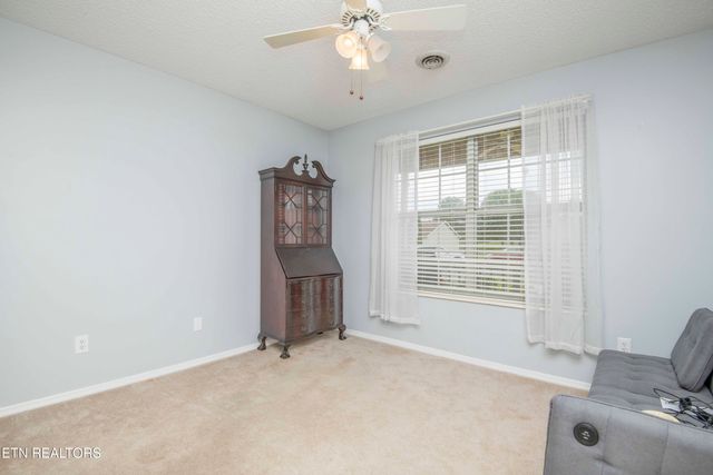 10044 Greylock Way, Knoxville, TN 37931