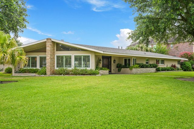 1504 Bayou Homes Drive, Galveston, TX 77551