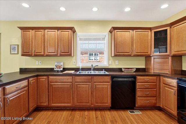 3144 Freys Hill Rd, Louisville, KY 40241