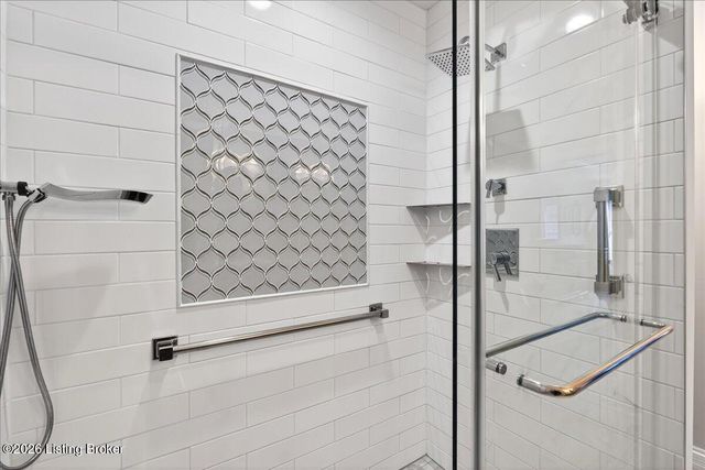 3144 Freys Hill Rd, Louisville, KY 40241