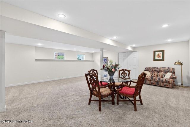 3144 Freys Hill Rd, Louisville, KY 40241