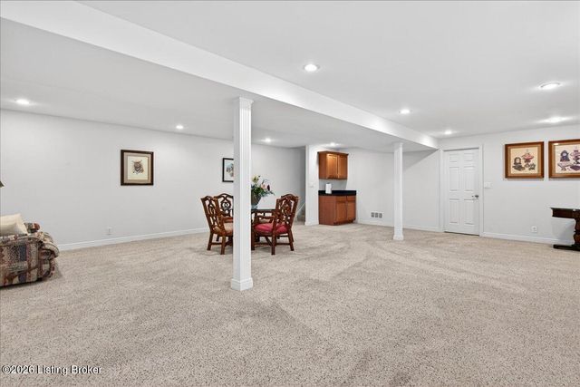 3144 Freys Hill Rd, Louisville, KY 40241