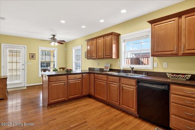 3144 Freys Hill Rd, Louisville, KY 40241