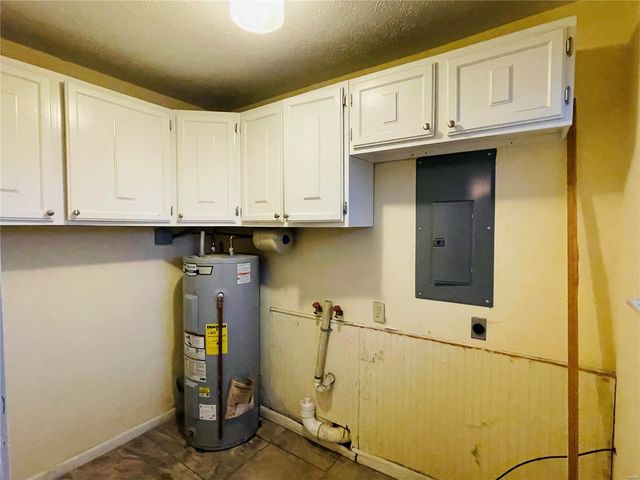 1013 W County Road, Jerseyville, IL 62052