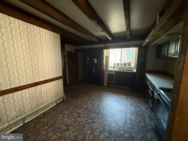 3 CIRCLE DR, Browns Mills, NJ 08015