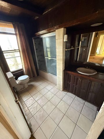 3 CIRCLE DR, Browns Mills, NJ 08015
