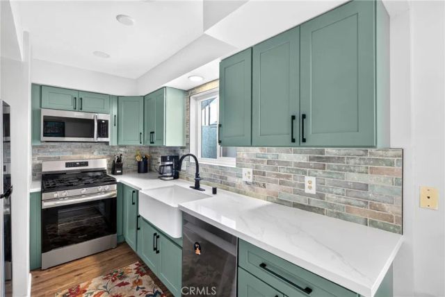 9571 Adams Avenue, Huntington Beach, CA 92646