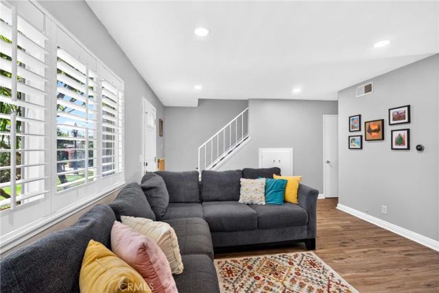 9571 Adams Avenue, Huntington Beach, CA 92646