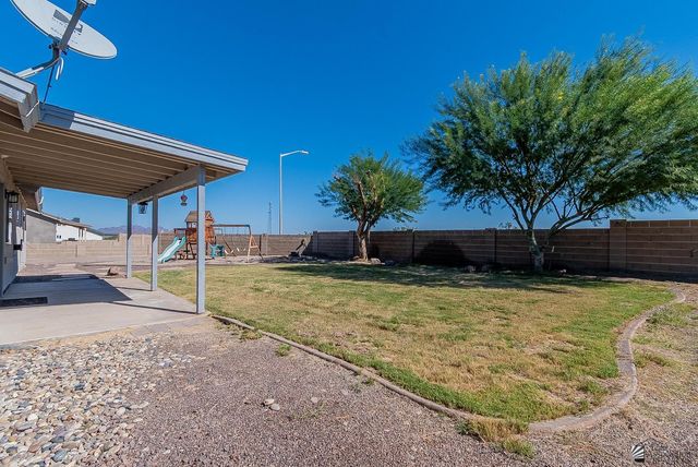 10873 Concho Dr, Wellton, AZ 85356