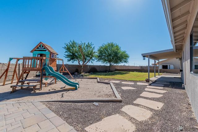 10873 Concho Dr, Wellton, AZ 85356