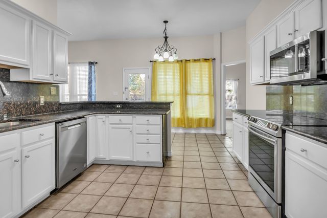 1900 Le Sage Court, Denton, TX 76208