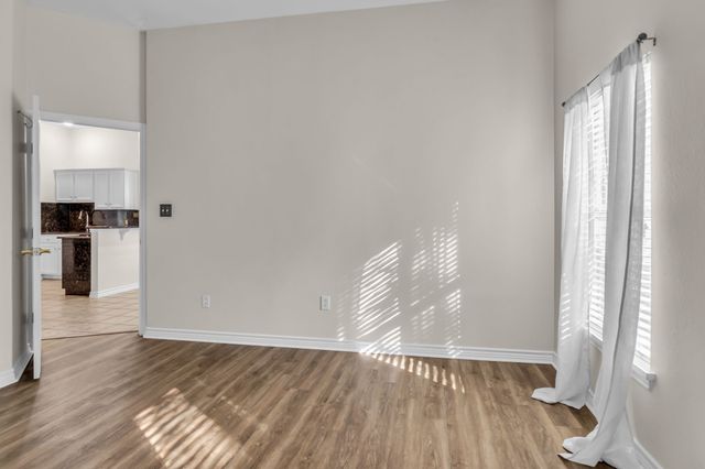 1900 Le Sage Court, Denton, TX 76208