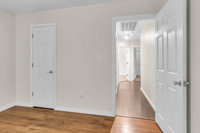 1900 Le Sage Court, Denton, TX 76208