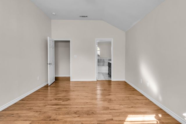 1900 Le Sage Court, Denton, TX 76208