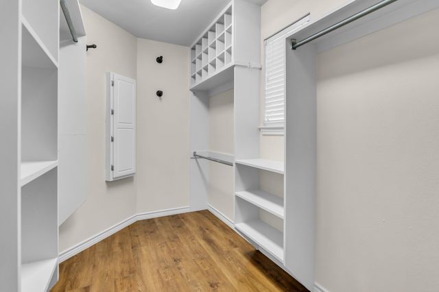 1900 Le Sage Court, Denton, TX 76208