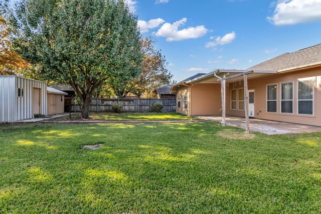 1900 Le Sage Court, Denton, TX 76208