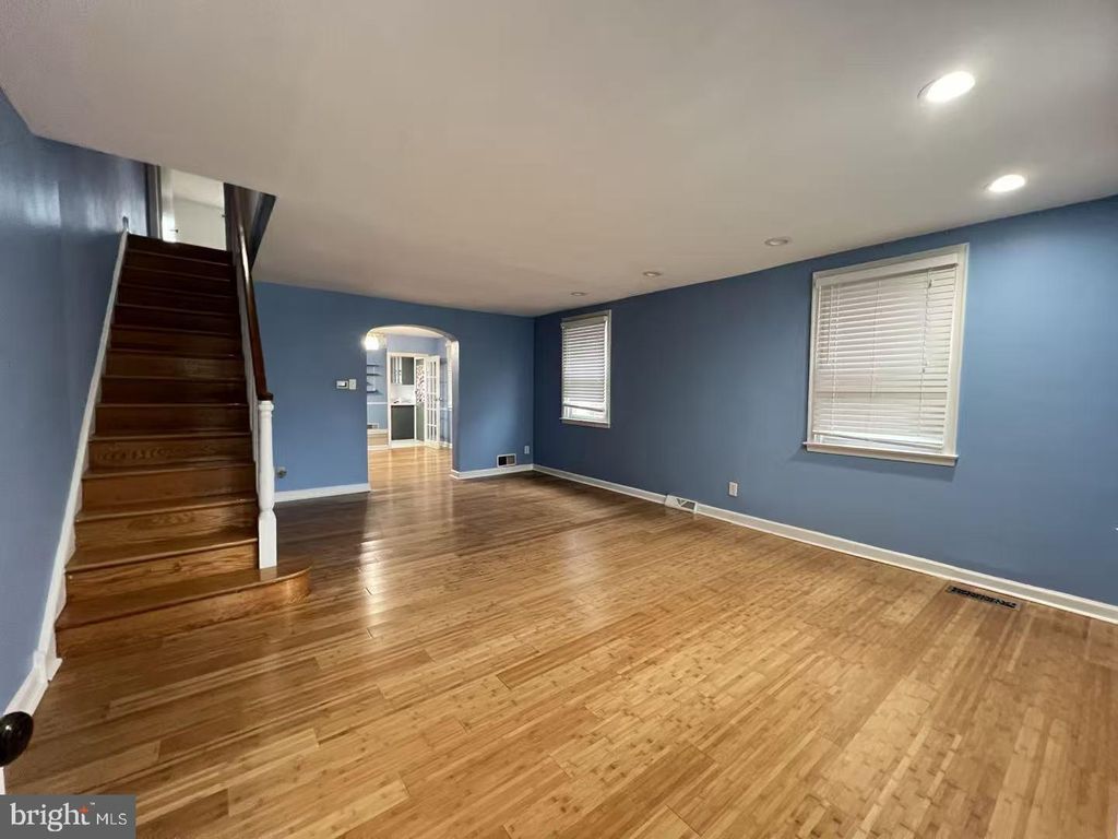 1128 KNORR ST, PHILADELPHIA, PA 19111 — photo 3