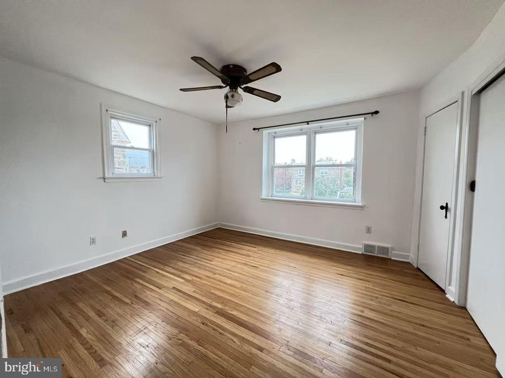 1128 KNORR ST, PHILADELPHIA, PA 19111 — photo 5