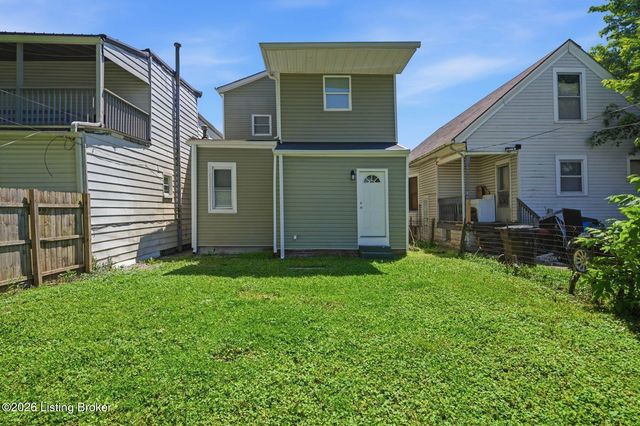 2923 W Market St, Louisville, KY 40212