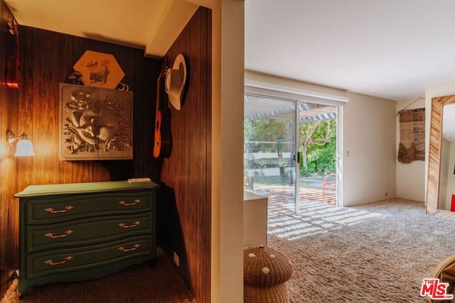 21302 Entrada Road, Topanga, CA 90290