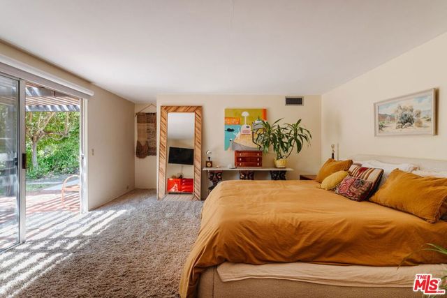 21302 Entrada Road, Topanga, CA 90290