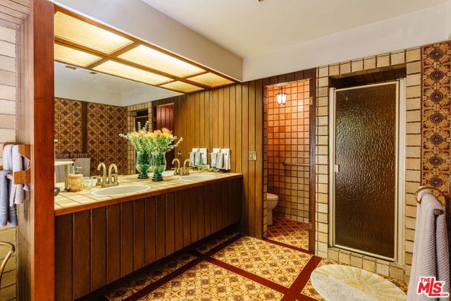 21302 Entrada Road, Topanga, CA 90290