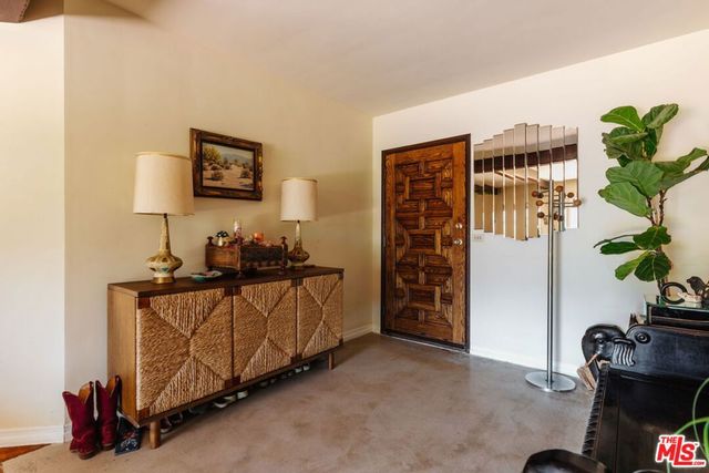 21302 Entrada Road, Topanga, CA 90290