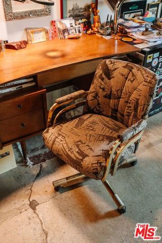 21302 Entrada Road, Topanga, CA 90290