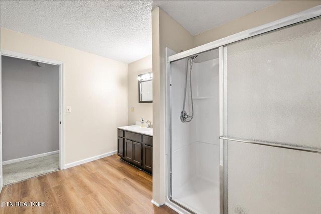 155 Mozingo Lane, Jacksboro, TN 37757