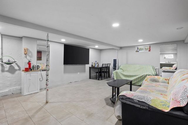 224 Harris St, Revere, MA 02151