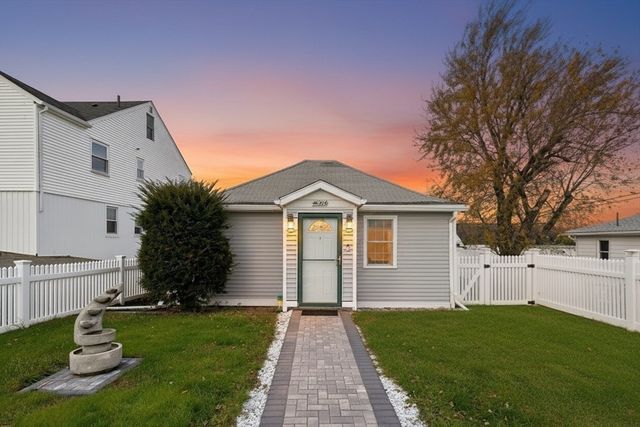 224 Harris St, Revere, MA 02151