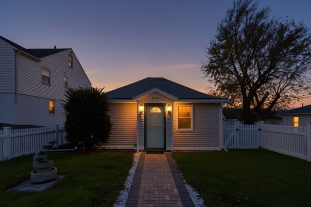 224 Harris St, Revere, MA 02151