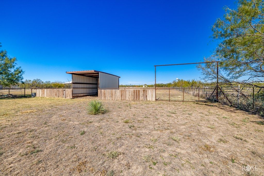 Image 30 of property listing at 12846 Dove Creek West Lane, San Angelo, TX 76904
