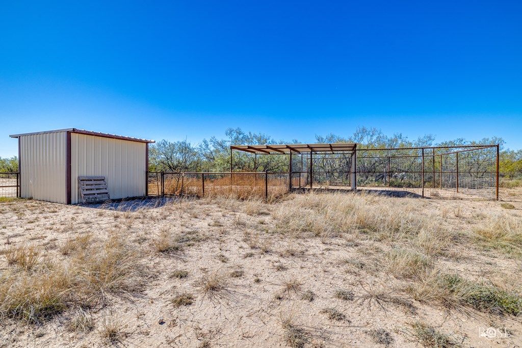 Image 31 of property listing at 12846 Dove Creek West Lane, San Angelo, TX 76904