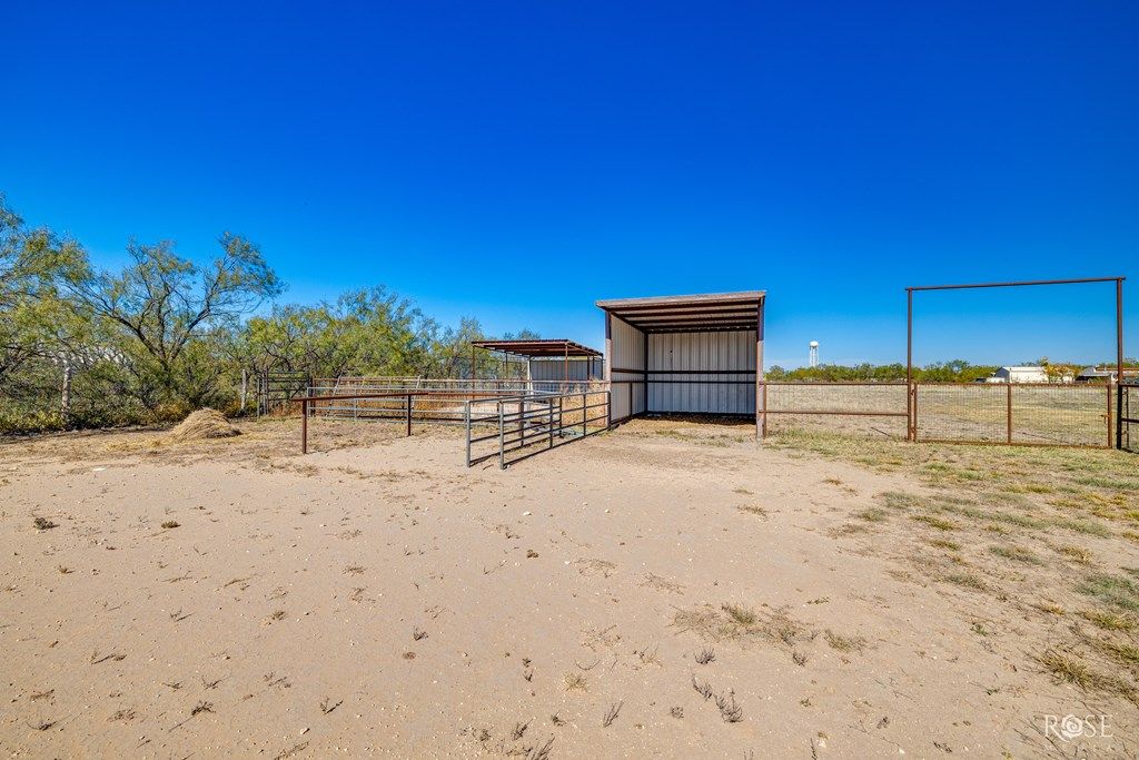 Image 32 of property listing at 12846 Dove Creek West Lane, San Angelo, TX 76904