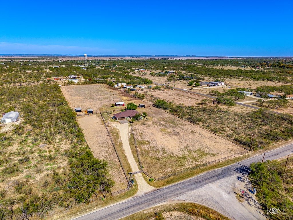 Image 7 of property listing at 12846 Dove Creek West Lane, San Angelo, TX 76904