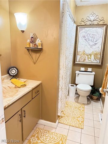 7607 Creekwood Drive, North Royalton, OH 44133