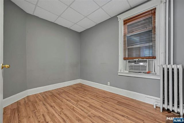 349 Undercliff Avenue, Edgewater, NJ 07020