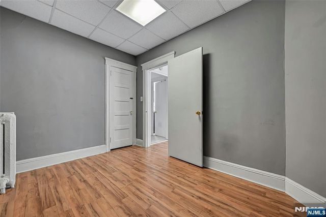 349 Undercliff Avenue, Edgewater, NJ 07020