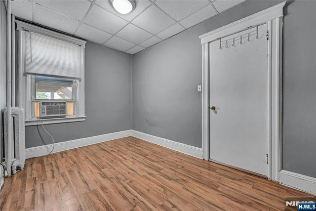 349 Undercliff Avenue, Edgewater, NJ 07020