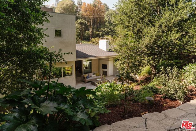 2300 Canyon Drive, Los Angeles, CA 90068