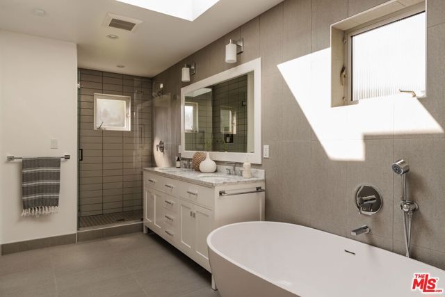 2300 Canyon Drive, Los Angeles, CA 90068