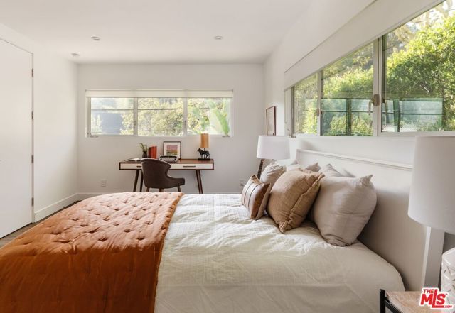 2300 Canyon Drive, Los Angeles, CA 90068