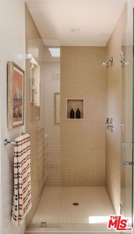 2300 Canyon Drive, Los Angeles, CA 90068