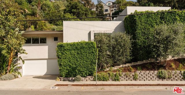 2300 Canyon Drive, Los Angeles, CA 90068